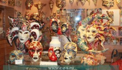 5-den--venecianskie-maski-